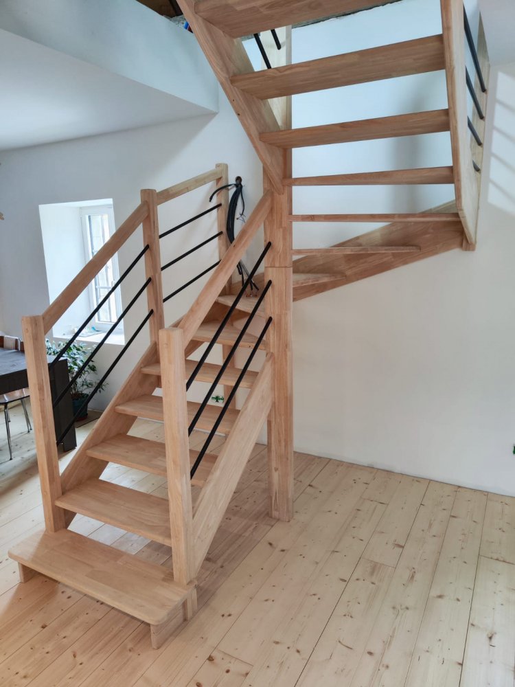 Escalier sur mesure bois avec gardes corps