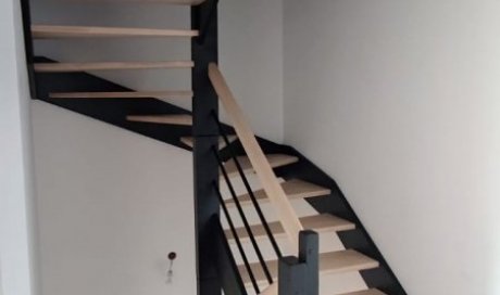 escalier sur mesure bois RAL 9005