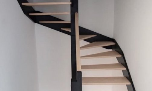 escalier bois et gardes corps